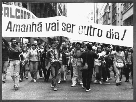 1980*3|Os anos 80 no Brasil: aspectos políticos e econômicos